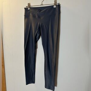 KORAL mid-rise Lustrous Legging in navy